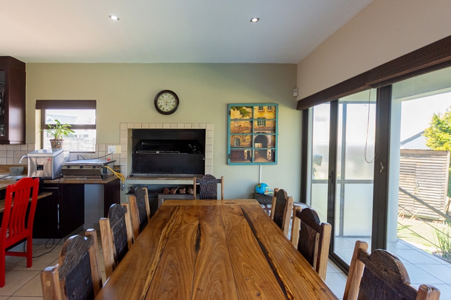 4 Bedroom Property for Sale in Myburgh Park Western Cape